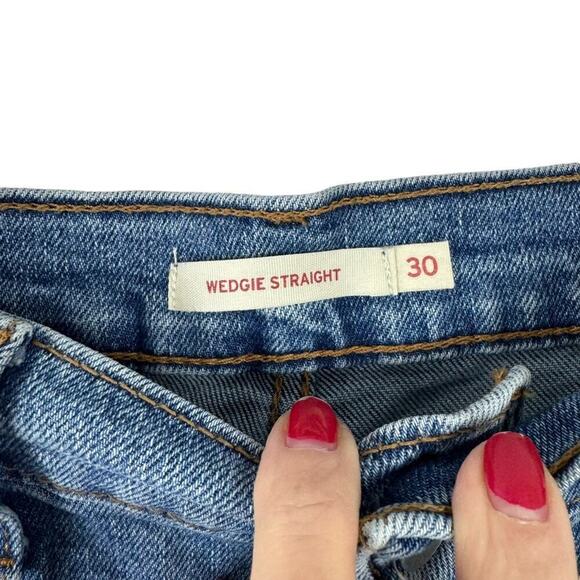 Levi's Women's Size 30 Wedgie Straight Fit Cropped Jeans Love in the Mist - Picture 13 of 16